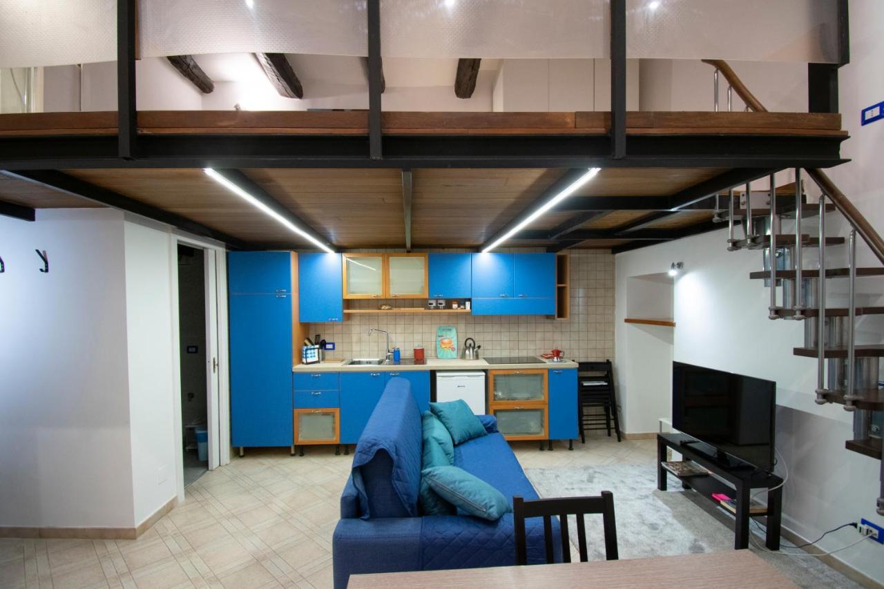 Tom Apartments Naples Exterior photo